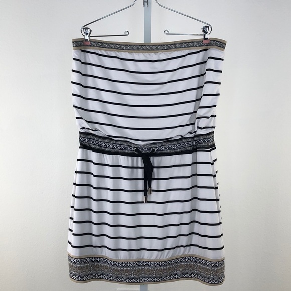 White House Black Market Dresses & Skirts - White House Black Market Striped Strapless Dress